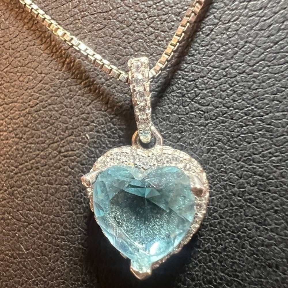 Sterling Silver CZ Necklace‎ Blue Heart Halo Cubic Zirconia - Picture 4 of 14